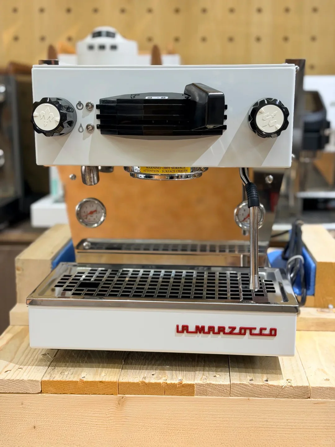 La Marzocco Linea Mini – Friendly White Edition